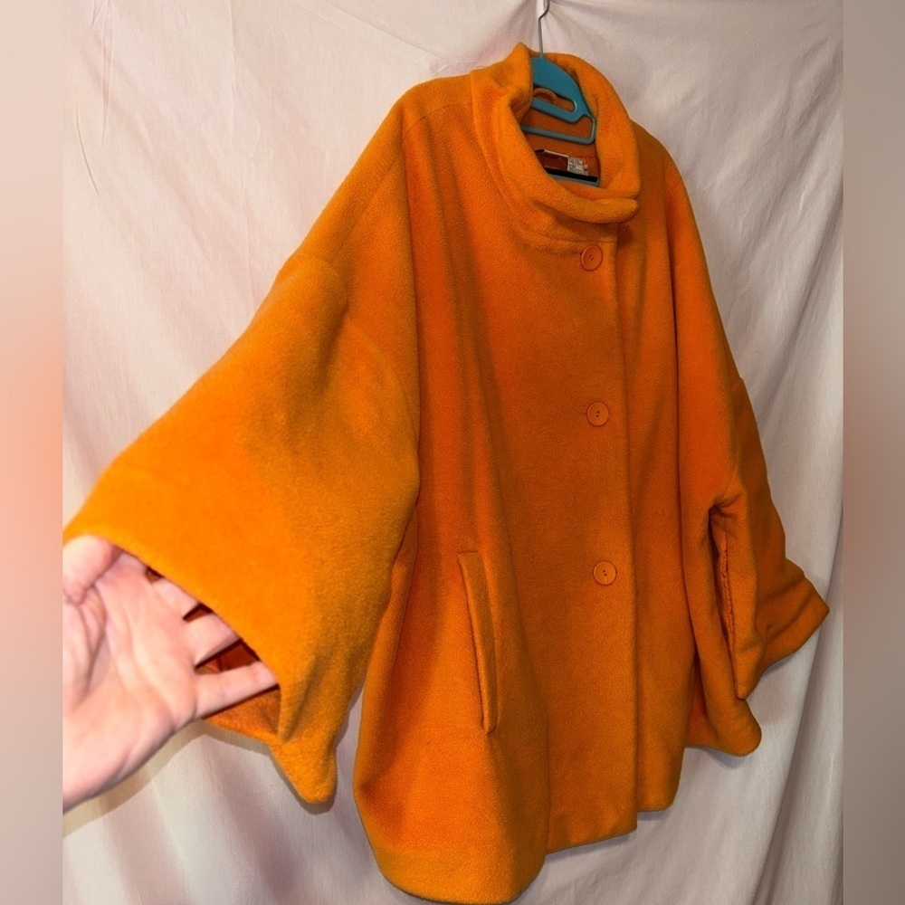 Plus Size Newport News Vibrant Orange Women's Poncho - Picture 9 of 15
